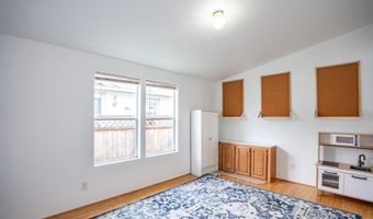 1856 Becca Ct SE, Albany, OR 97322