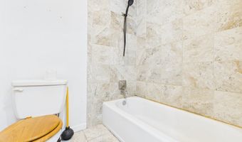 2005 Fairview St, Anderson, IN 46016
