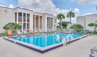 550 ORANGE Dr 5, Altamonte Springs, FL 32701