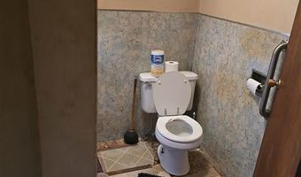 717 W C St, Basin, WY 82410