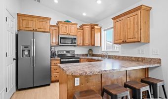 263 S Bridger Dr, Ammon, ID 83406