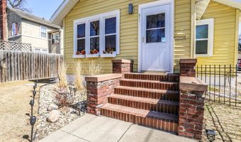 811 S Washington St, Aberdeen, SD 57401