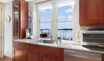 341 Thames St S-104, Bristol, RI 02809