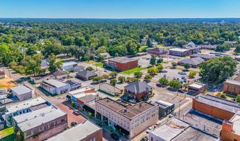 302 C Water St, Bainbridge, GA 39817