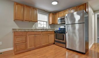 30 Trull St 2, Boston, MA 02125