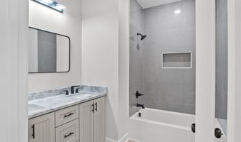 514 Madeleine Cir, Austin, AR 72007