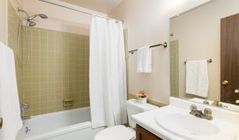 2623 Meade Ct, Ann Arbor, MI 48105