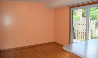 3393 Burbank Dr, Ann Arbor, MI 48105