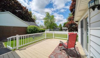 425 W Oregon Rd St, Adrian, MI 49221