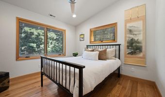 4211 NW Lower Village Rd, Bend, OR 97703