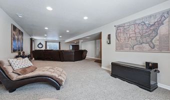 725 Canyonlands St, Berthoud, CO 80513