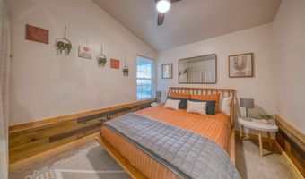 2681 NE Moonlight Dr, Bend, OR 97701