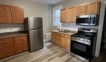 131 W 25TH St, Bayonne, NJ 07002