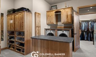 4960 S Skyline Rd, Casper, WY 82604