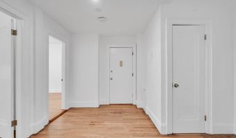 137 Englewood Ave 5, Boston, MA 02135