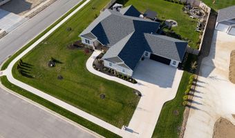 200 Camdyn Trl, Anna, OH 45302