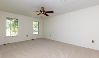293 CHIPPENHAM Ln, Hockessin, DE 19707