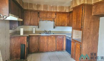 2305 Violet St, Carlsbad, NM 88220