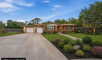 1268 Oak Park Dr, Aransas Pass, TX 78336
