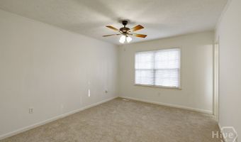 135 Longbranch Ct, Athens, GA 30605