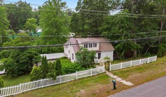 648 Raymond Rd, Chester, NH 03036
