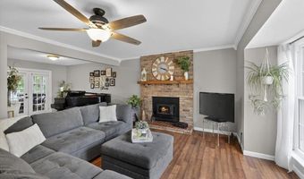 1457 Greenfield Crossing Ct, Ballwin, MO 63021