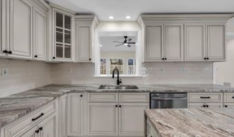 537 S Atlantic Ave, Aberdeen, NJ 07747