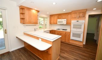 23814 Walnut St, Torrance, CA 90501