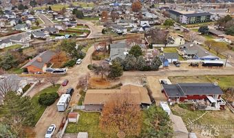 621 E Easy St, Caldwell, ID 83605