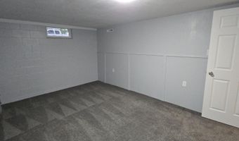 1222 NE 11th Ave, Aberdeen, SD 57401