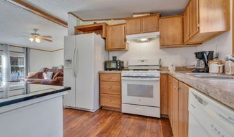 39 Leisure Dr, Alfred, ME 04002