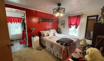 4658 N Croswell Rd, Alma, MI 48801