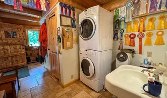 123 Eagle Point Rd, Aurora, ME 04408