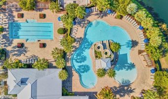 7702 PARADISO Dr, Apollo Beach, FL 33572