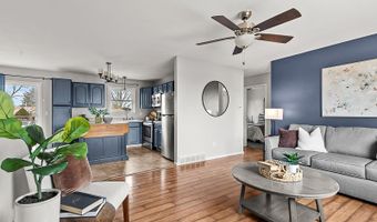 900 PHOENIX Dr, Cheyenne, WY 82001