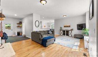 341 Pearson Dr, Asheville, NC 28801