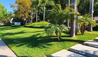 8293 ECHO DELL Rd, San Diego, CA 92119