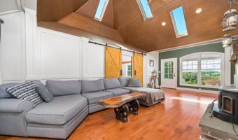 12 Sydney Ln, Cromwell, CT 06416