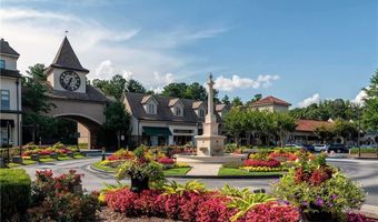 3235 Greenwood Oak Dr, Peachtree Corners, GA 30092