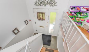 74 Kakely St, Albany, NY 12208
