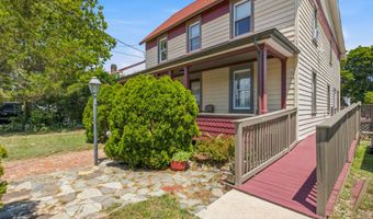 674 E Bay Ave, Barnegat, NJ 08005