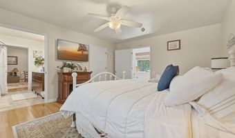 1099 PARKVIEW Dr, Brookings, OR 97415