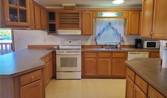 6 Giovanni Rose Ct, Coventry, RI 02816