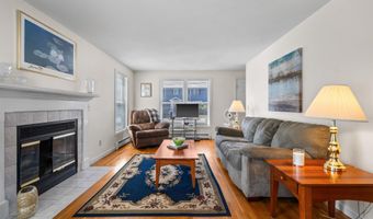 14 Plummer Rd, Bedford, NH 03110