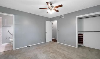 6222 Danbury St, Bel Aire, KS 67220