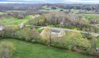 7624 Edria Ln, Athens, OH 45701