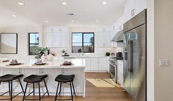 16 W Pine St, Altadena, CA 91001