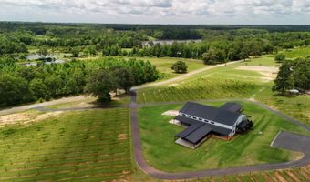 207 Wolf Creek Dr, Americus, GA 31719