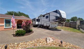 1 Augusta Cir, Aransas Pass, TX 78336