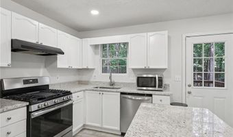 1948 SANDCREEK Dr, Atlanta, GA 30331